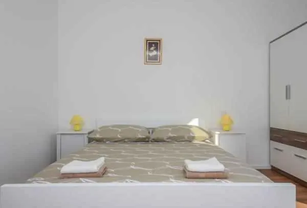 Апартаменты In Sv. Filip I Jakov 53915 *